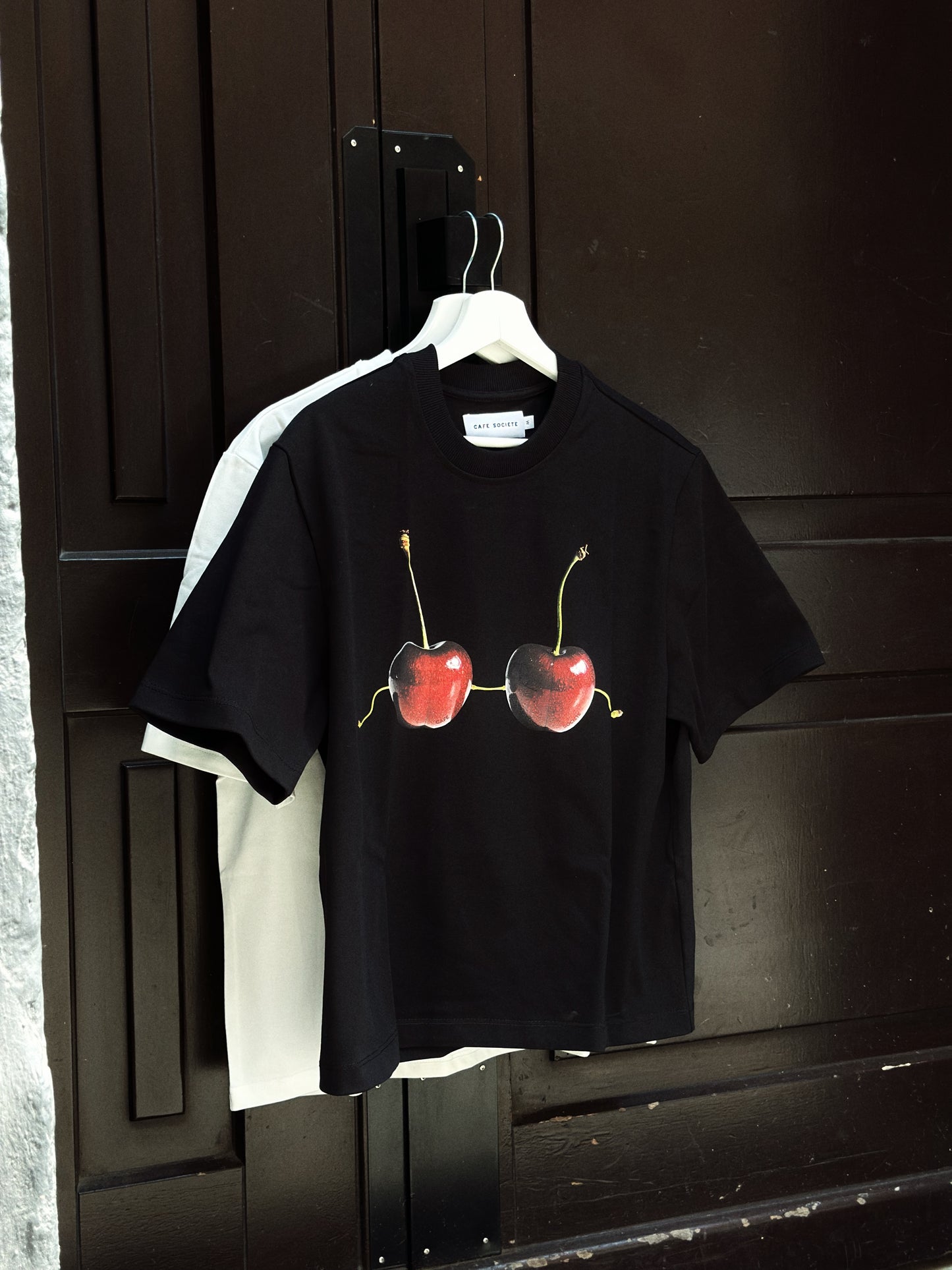 Cropped T-shirt Cherry's (Black)