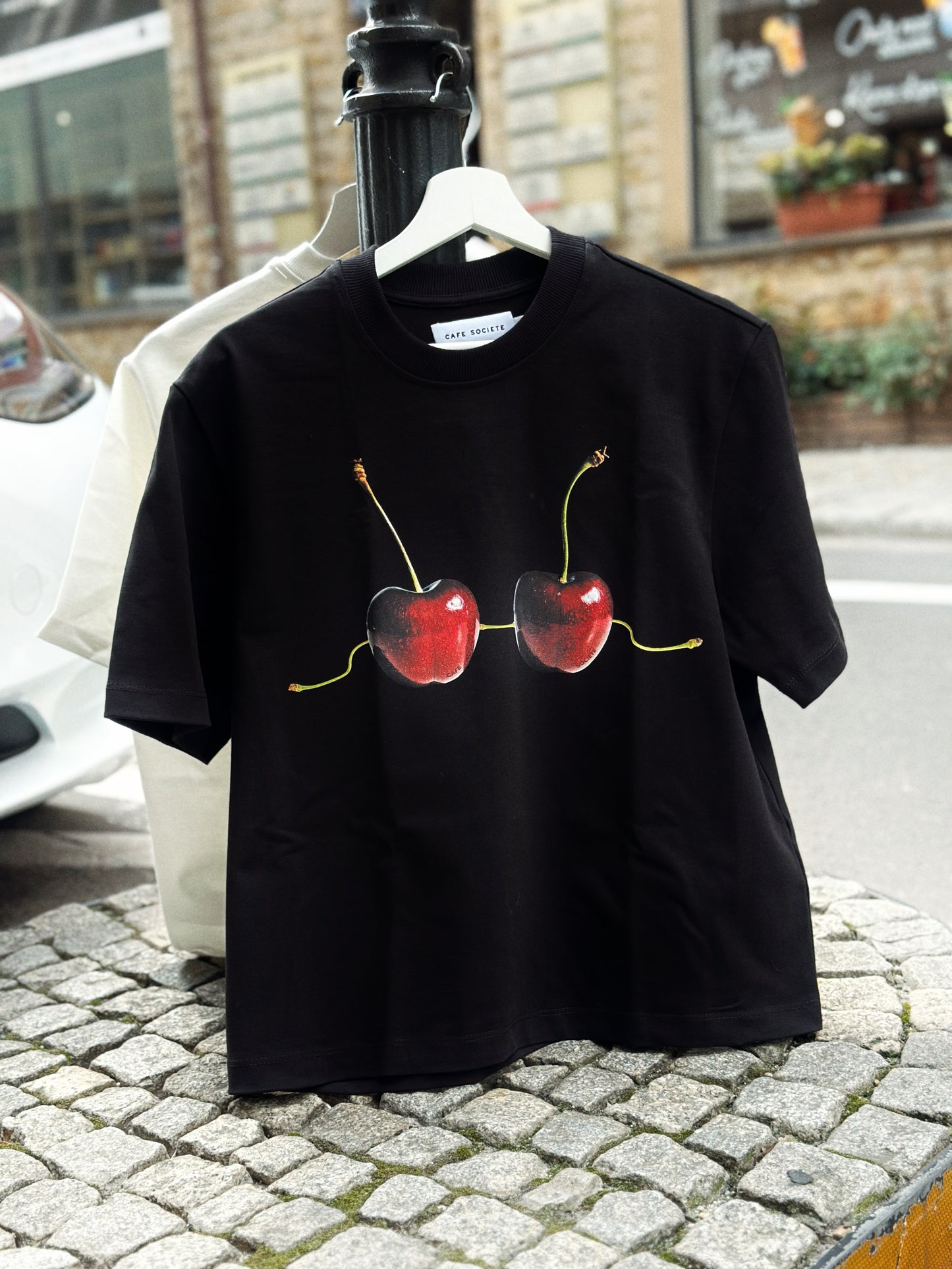 Cropped T-shirt Cherry's (Black)